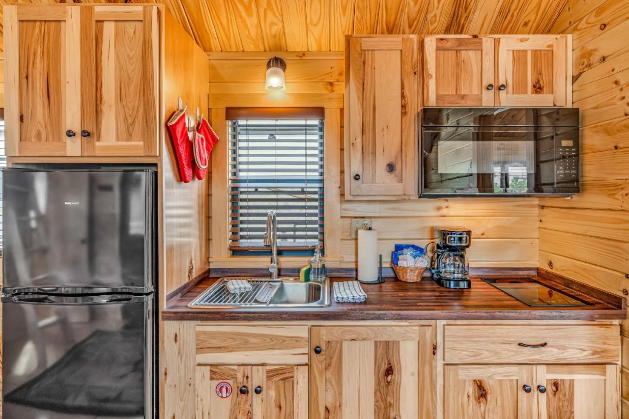 Cabins At Bonefish Bay Маратон Екстер'єр фото